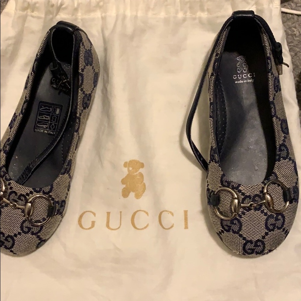 Never worn authentic Gucci girls flats